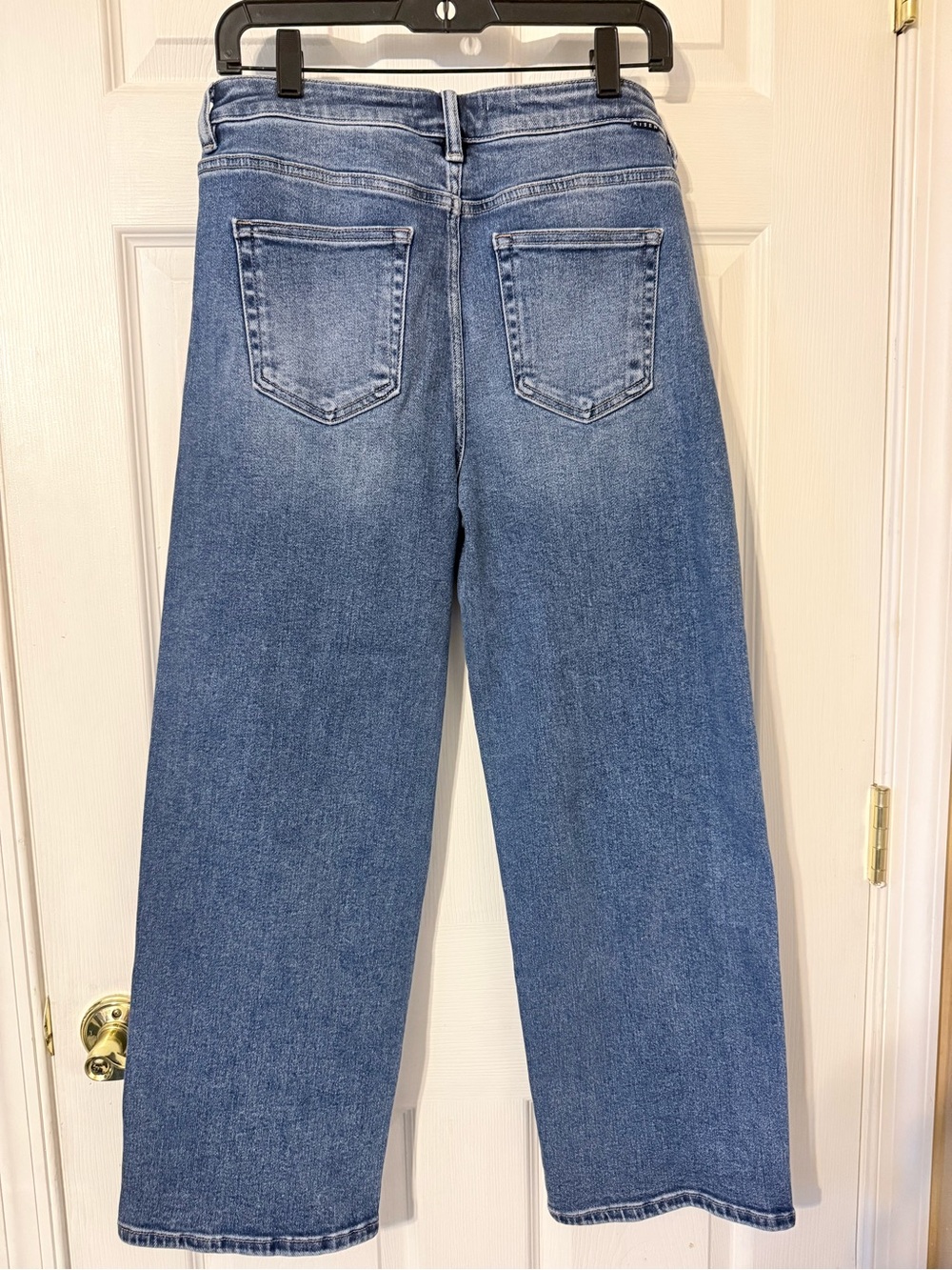 Risen jeans. Panel-Seam Wide Leg Jeans in Medium Blue - Picture 2 of 4